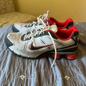 Men’s classic shox 13 Nike